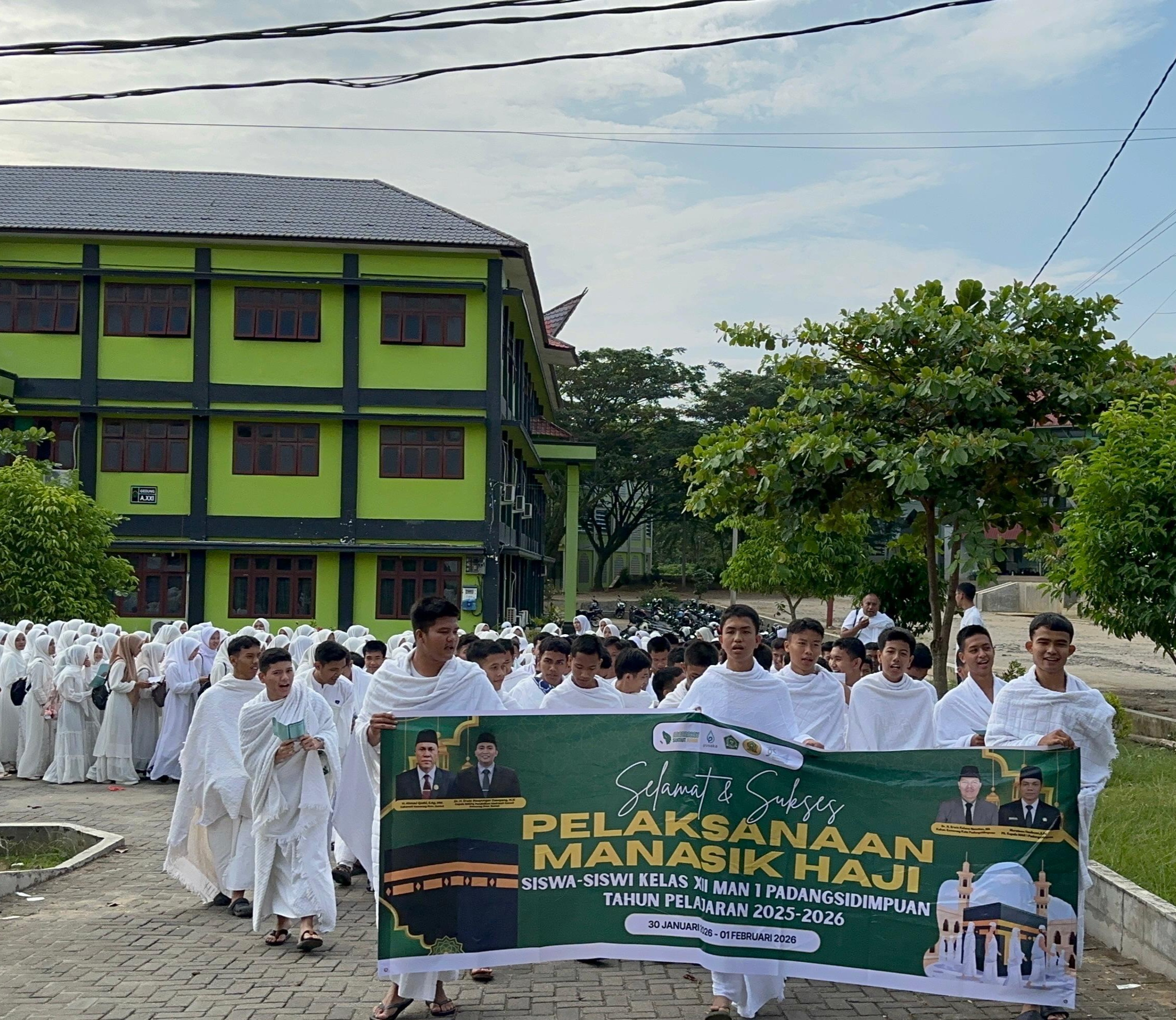 Bimbingan Manasik Haji MAN 1 Padangsidimpuan Berlangsung Tertib dan Lancar
