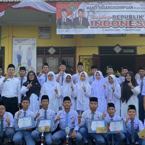 Semarak HUT RI Ke-78, Siswa MAN 1 Padangsidimpuan Borong Prestasi Membanggakan