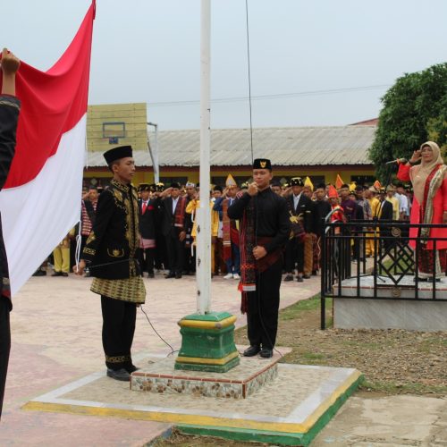 Peringati Hari Sumpah Pemuda Ke-95, MAN 1 Padangsidimpuan Laksanakan Upacara Bendera