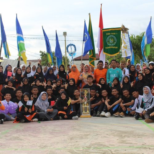 MAN 1 Padangsidimpuan Buka Pasca Semester T.P 2024/2025 dengan Meriah