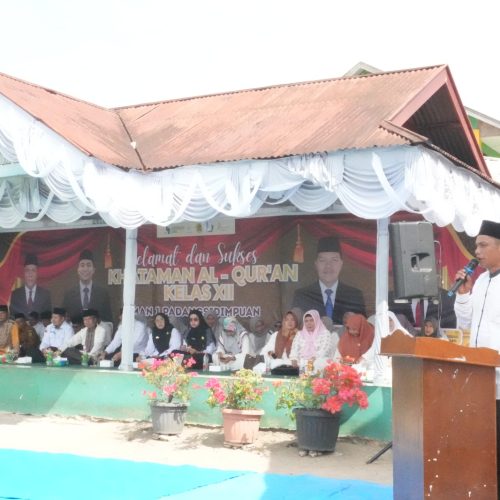 Penuh Haru, Pelepasan 430 Siswa MAN 1 Padangsidimpuan Diawali Khataman Al-Qur’an
