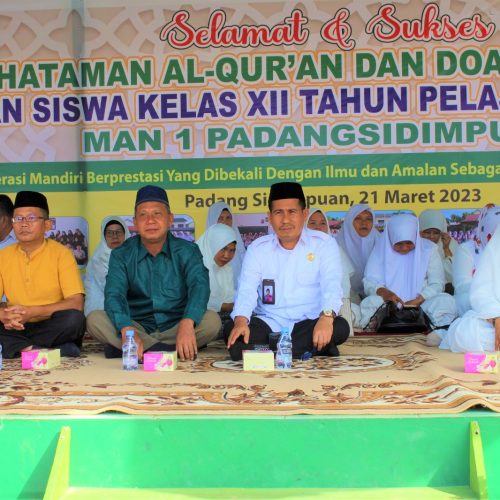 Khataman Al-Qur’an dan Pelepasan Siswa Kelas XII  MAN 1 Padangsidimpuan T.P 2022/2023 berlangsung sukses